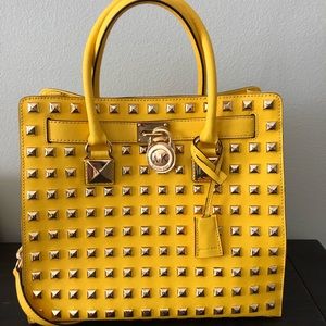 Michael Kors Studded Hamilton 😍😍😍